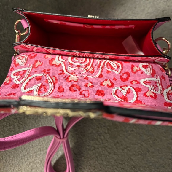 Aldo Pink Heart, Roses, & Lips Valentines Day Handbag with Crossbody strap - Picture 4 of 5